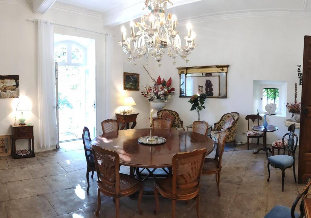 Rue Du Chateau A Cabrieres D'Avignon Bed & Breakfast Exterior photo
