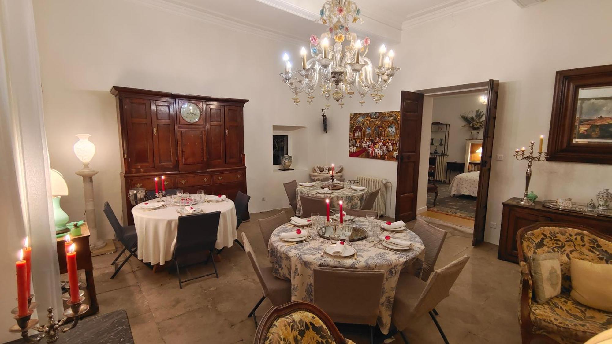 Rue Du Chateau A Cabrieres D'Avignon Bed & Breakfast Exterior photo